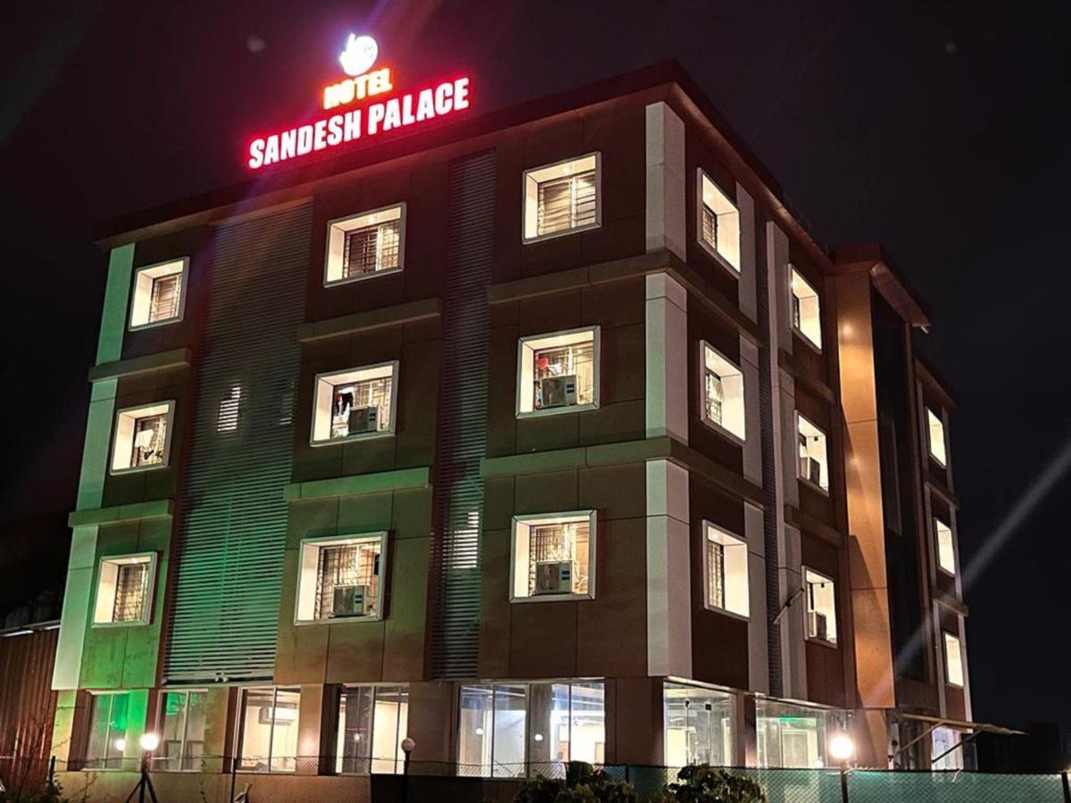 Hotel Sandesh Palace Lonavala Exterior photo