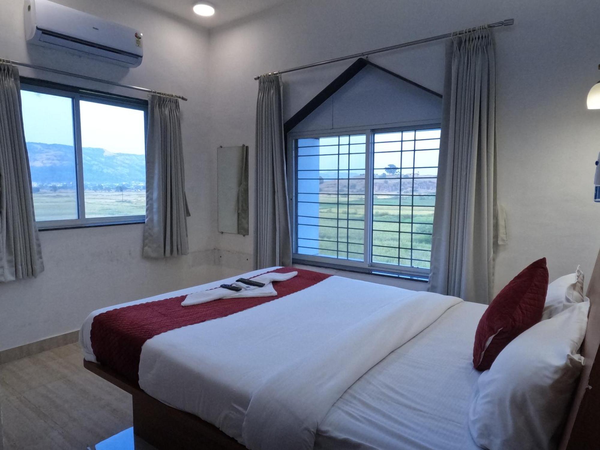 Hotel Sandesh Palace Lonavala Exterior photo